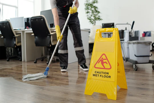 Slips, Trips and Falls in the Workplace Elearning
